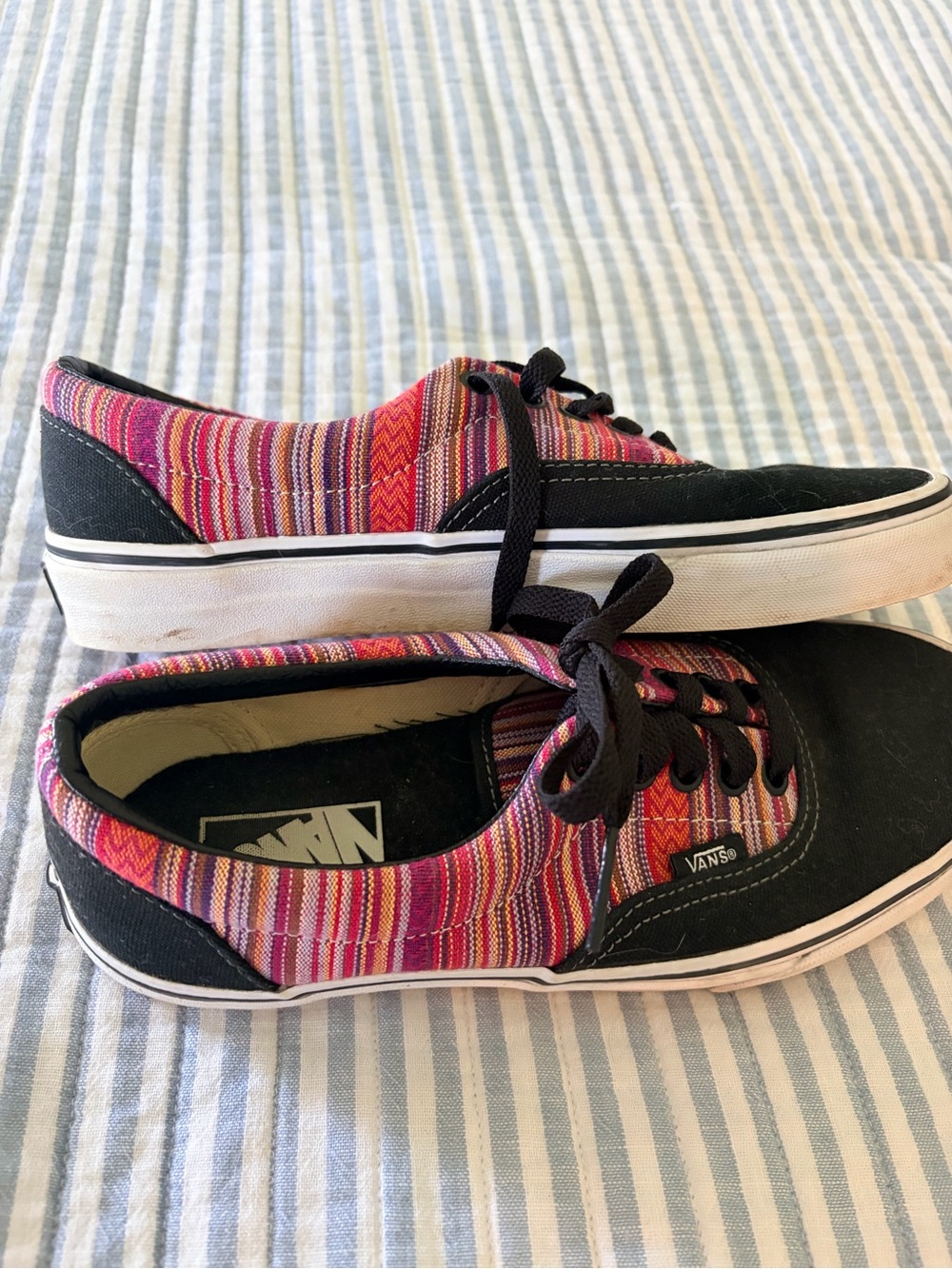 Vans Women's Low-Top Canvas Sneakers in Pink Multi Stripe